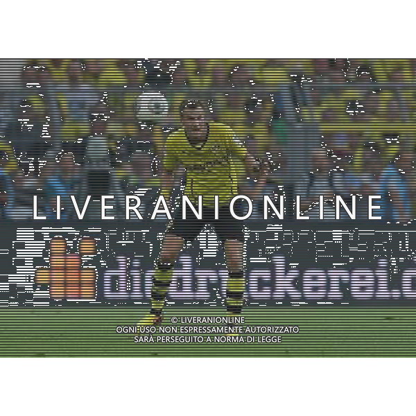 firo : Fu§ball,Fussball, 27.07.2013 1.BL, 1.Bundesliga, Saison 2013/2014 DFL SUPERCUP 2013, BVB, Borussia Dortmund - FC Bayern MŸnchen 4:2 Kevin GRO§KREUTZ, BVB, Einzelaktion, die DRUCKEREI Werbung $worldrightsEs gelten unsere AGB, einsehbar auf www.firosportphoto.de, copyright by firo sportphoto: Coesfelder Str. 207 D-48249 DŸlmen www.firosportphoto.de mail@firosportphoto.de (V o l k s b a n k B o c h u m - W i t t e n ) BLZ.: 430 601 29 Kt. Nr.: 341 117 100 Tel:Ê +49-2594-9916004 Fax:Ê+49-2594-9916005 AG ALDO LIVERANI SAS ONLY ITALY