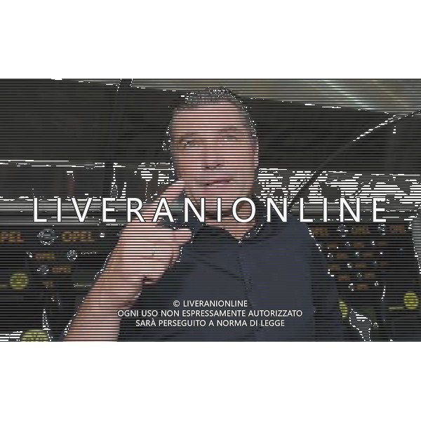 firo, Fu§ball, Fussball, 1. Bundesliga, 1. BL, DFL Supercup 2013, Saison 2013/2014, 27.07.2013, BVB, Borussia Dortmund - FC Bayern MŸnchen, Muenchen 4:2 Michael Zorc, Sportdirektor BVB, Portrait, Gestik, zeigt nach oben mit dem Finger $worldrightsEs gelten unsere AGB, einsehbar auf www.firosportphoto.de copyright by firo sportphoto: Coesfelder Stra§e 207Ê 48249 D † L M E N (Duelmen) www.firosportphoto.de mail@firosportphoto.de (V o l k s b a n k B o c h u m - W i t t e n ) BLZ.: 430 601 29 Kt. Nr.: 341 117 100 Tel:Ê 02594-9916004 Fax:Ê 02594-9916005 AG ALDO LIVERANI SAS ONLY ITALY