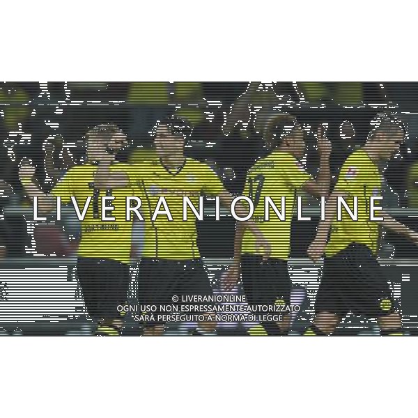 firo, Fu§ball, Fussball, 1. Bundesliga, 1. BL, DFL Supercup 2013, Saison 2013/2014, 27.07.2013, BVB, Borussia Dortmund - FC Bayern MŸnchen, Muenchen Torjubel, Jubel, Pierre-Emrick Aubameyang, BVB und Marco Reus, BVB, Tor zum 4:2, Gestik, vorne Nuri Sahin, BVB $worldrightsEs gelten unsere AGB, einsehbar auf www.firosportphoto.de copyright by firo sportphoto: Coesfelder Stra§e 207Ê 48249 D † L M E N (Duelmen) www.firosportphoto.de mail@firosportphoto.de (V o l k s b a n k B o c h u m - W i t t e n ) BLZ.: 430 601 29 Kt. Nr.: 341 117 100 Tel:Ê 02594-9916004 Fax:Ê 02594-9916005 AG ALDO LIVERANI SAS ONLY ITALY