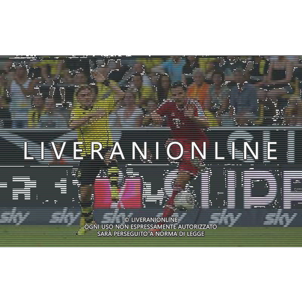 firo : Fu§ball,Fussball, 27.07.2013 1.BL, 1.Bundesliga, Saison 2013/2014 DFL SUPERCUP 2013, BVB, Borussia Dortmund - FC Bayern MŸnchen 4:2 VAN BUYTEN, Bayern rechts gegen SCHMELZER $worldrightsEs gelten unsere AGB, einsehbar auf www.firosportphoto.de, copyright by firo sportphoto: Coesfelder Str. 207 D-48249 DŸlmen www.firosportphoto.de mail@firosportphoto.de (V o l k s b a n k B o c h u m - W i t t e n ) BLZ.: 430 601 29 Kt. Nr.: 341 117 100 Tel:Ê +49-2594-9916004 Fax:Ê+49-2594-9916005 AG ALDO LIVERANI SAS ONLY ITALY