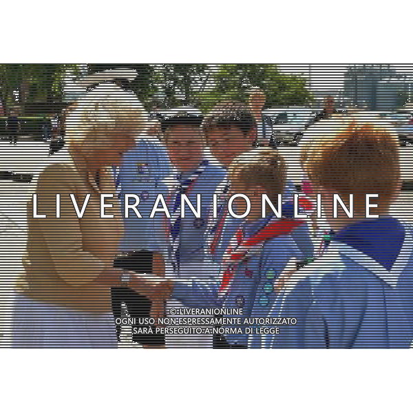 The Duchess of Cornwall meets a group of Sea Scouts and their leaders, during a visit to Chatham Historic Naval port in Kent, when she and the Prince of Wales visited Kent. ©photoshot/AGENZIA ALDO LIVERANI SAS - ITALY ONLY - REALI INGLESI: Il principe Carlo d\'inghilterra con la moglie Camilla duchessa di Cornovaglia