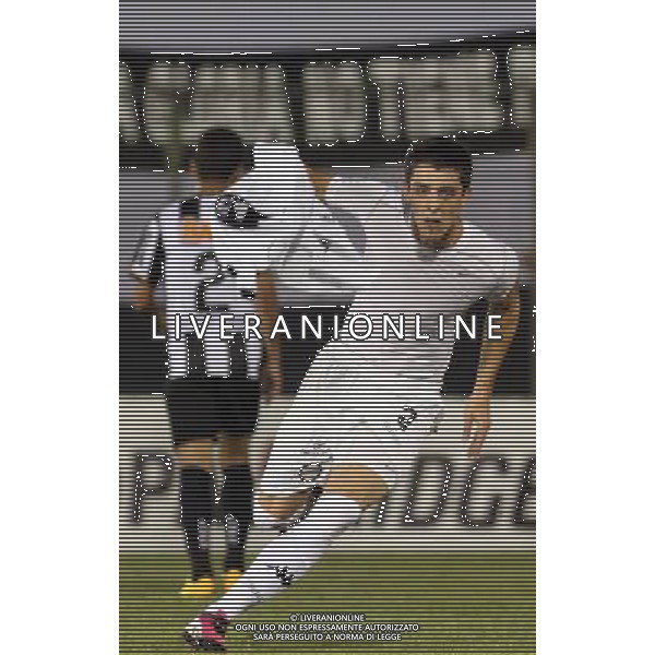 (130718) -- ASUNCION, July 18, 2013 () -- Alejandro Silva of Paraguay\'s Olimpia celebrates his goal against Brazil\'s Atletico Mineiro during the first leg final match of Libertadores Cup, held at Defensores del Chaco Stadium, in Asuncion, capital of Paraguay, on July 17, 2013. (/Rene Gonzalez) (rh) (ah) ©photoshot/AGENZIA ALDO LIVERANI SAS - ITALY ONLY - Atletico Mineiro VS OLIMPIA partita finale Coppa Libertadores presso Stadio Mineirao, a Belo Horizonte, Minas Gerais, Brasile, il 24 luglio 2013. Atletico Mineiro vincitore del trofeo