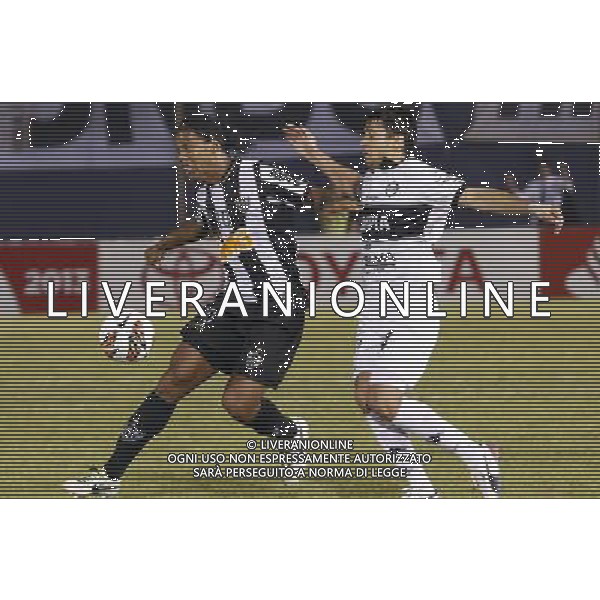 (130718) -- ASUNCION, July 18, 2013 () -- Matias Gimenez (R) of Paraguay\'s Olimpia vies for the ball with Ronaldinho of Brazil\'s Atletico Mineiro, during the first leg final match of Libertadores Cup held at Defensores del Chaco Stadium, in Asuncion, capital of Paraguay, on July 17, 2013. (/Rene Gonzalez) (rh) (ah) ©photoshot/AGENZIA ALDO LIVERANI SAS - ITALY ONLY - Atletico Mineiro VS OLIMPIA partita finale Coppa Libertadores presso Stadio Mineirao, a Belo Horizonte, Minas Gerais, Brasile, il 24 luglio 2013. Atletico Mineiro vincitore del trofeo