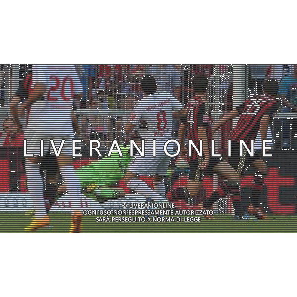 Audi Cup 2013 Monaco di Baviera (Germania) - 01.08.2013 Milan-San Paolo Nella Foto:parata amelia su ganso /Ph.Vitez-Ag. Aldo Liverani