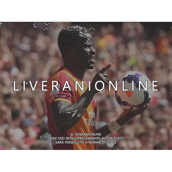 Galatasaray\'s Emmanuel Eboue (Photo by Kieran Galvin/CameraSport) Football - The Emirates Cup - Galatasaray v FC Porto - Saturday 3rd August 2013 - The Emirates Stadium - London å© CameraSport - 43 Linden Ave. Countesthorpe. Leicester. England. LE8 5PG - Tel: +44 (0) 116 277 4147 - admin@camerasport.com - www.camerasport.com AG ALDO LIVERANI SAS ONLY ITALY