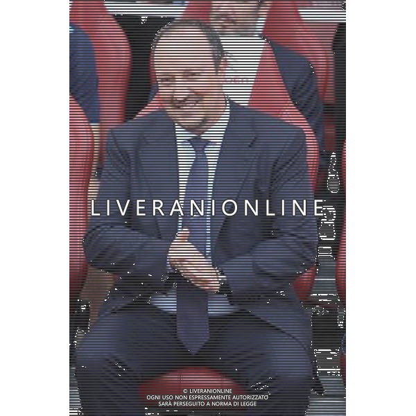 Napoli\'s Manager Rafa Benitez (Photo by Kieran Galvin/CameraSport) Football - The Emirates Cup - Arsenal v Napoli - Saturday 3rd August 2013 - The Emirates Stadium - London Œ© CameraSport - 43 Linden Ave. Countesthorpe. Leicester. England. LE8 5PG - Tel: +44 (0) 116 277 4147 - admin@camerasport.com - www.camerasport.com AG ALDO LIVERANI SAS ONLY ITALY