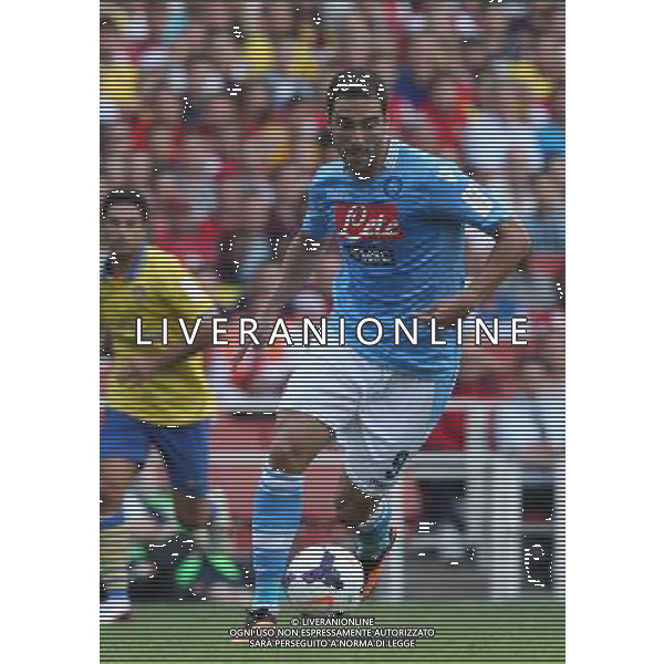 Napoli\'s Gonzalo Higuain (Photo by Kieran Galvin/CameraSport) Football - The Emirates Cup - Arsenal v Napoli - Saturday 3rd August 2013 - The Emirates Stadium - London å© CameraSport - 43 Linden Ave. Countesthorpe. Leicester. England. LE8 5PG - Tel: +44 (0) 116 277 4147 - admin@camerasport.com - www.camerasport.com AG ALDO LIVERANI SAS ONLY ITALY