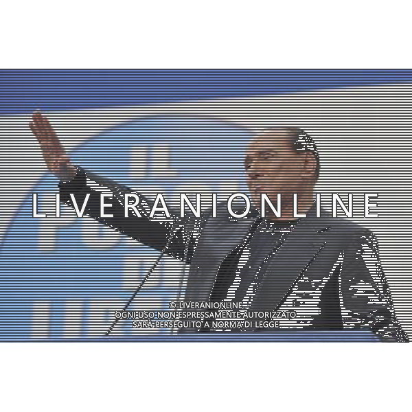 ROMA 06/08/2013 MANIFESTAZIONE DEL POPOLO DELLA LIBERTA A FAVORE DI SILVIO BERLUSCONI DOPO LA SENTENZA DELLA CASSAZIONE PER I DIRITTI MEDIASET NELLA FOTO SILVIO BERLUSCONI FOTO FABRIZIO CORRADETTI-AG ALDO LIVERANI SAS