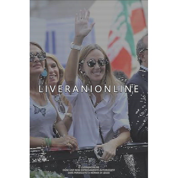 ROMA 06/08/2013 MANIFESTAZIONE DEL POPOLO DELLA LIBERTA A FAVORE DI SILVIO BERLUSCONI DOPO LA SENTENZA DELLA CASSAZIONE PER I DIRITTI MEDIASET NELLA FOTO STEFANIA PRESTIGIACOMO FOTO FABRIZIO CORRADETTI-AG ALDO LIVERANI SAS