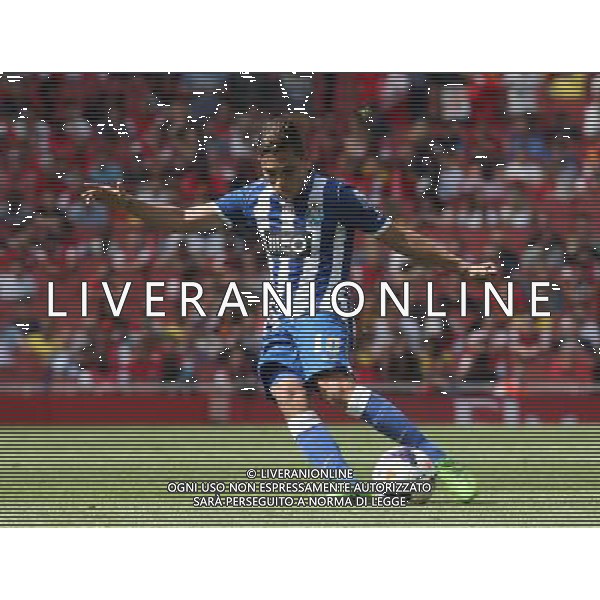 FC Porto\'s Juan Quintero (Photo by Kieran Galvin/CameraSport) Football - The Emirates Cup - Napoli v FC Porto - Sunday 4th August 2013 - The Emirates Stadium - London Œ© CameraSport - 43 Linden Ave. Countesthorpe. Leicester. England. LE8 5PG - Tel: +44 (0) 116 277 4147 - admin@camerasport.com - www.camerasport.com AG ALDO LIVERANI SAS ONLY ITALY