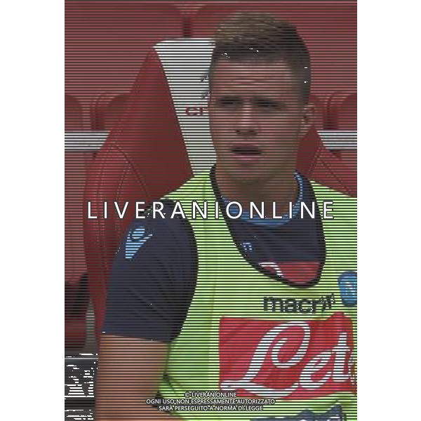 Napoli\'s Soma Novothny before kick off (Photo by Kieran Galvin/CameraSport) Football - The Emirates Cup - Napoli v FC Porto - Sunday 4th August 2013 - The Emirates Stadium - London å© CameraSport - 43 Linden Ave. Countesthorpe. Leicester. England. LE8 5PG - Tel: +44 (0) 116 277 4147 - admin@camerasport.com - www.camerasport.com AG ALDO LIVERANI SAS ONLY ITALY