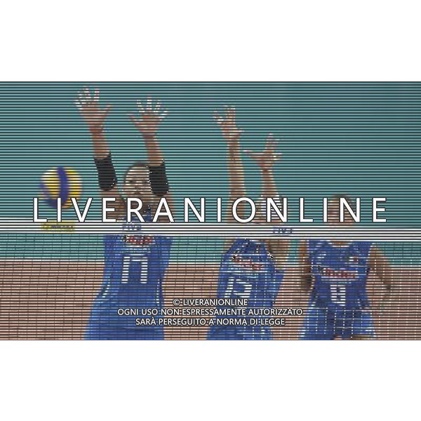 Valentina Diouf e Valentina Arrighetti VOLLEY ITALIA-GERMANIA. Oggi 04 agosto 2013 a Montichiari Ph Fotolive Richard Morgano AG ALDO LIVERANI SAS 