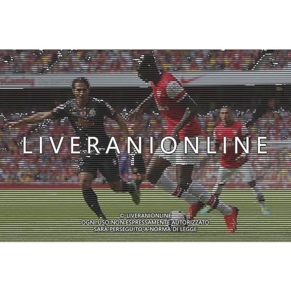 Arsenal\'s Yaya Sanogo (Photo by Kieran Galvin/CameraSport) Football - The Emirates Cup - Arsenal v Galatasaray - Sunday 4th August 2013 - The Emirates Stadium - London Œ© CameraSport - 43 Linden Ave. Countesthorpe. Leicester. England. LE8 5PG - Tel: +44 (0) 116 277 4147 - admin@camerasport.com - www.camerasport.com AG ALDO LIVERANI SAS ONLY ITALY