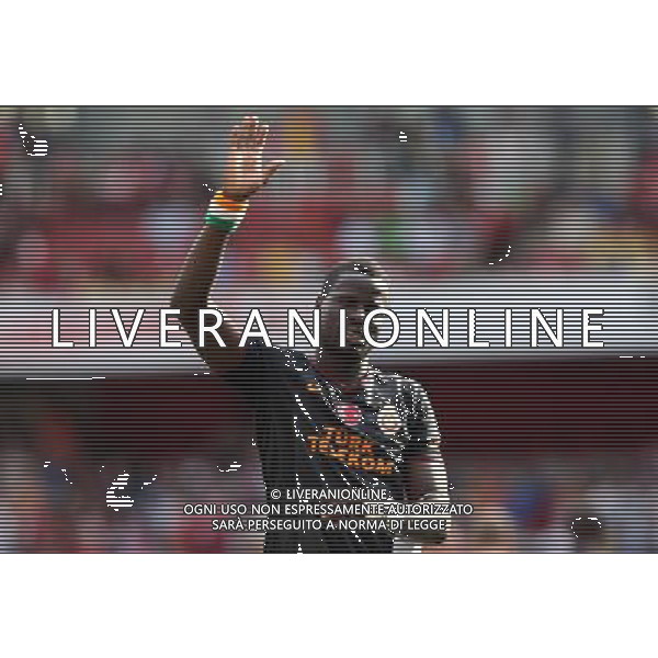 Galatasaray\'s Emmanuel Eboue salute the crowd (Photo by Kieran Galvin/CameraSport) Football - The Emirates Cup - Arsenal v Galatasaray - Sunday 4th August 2013 - The Emirates Stadium - London å© CameraSport - 43 Linden Ave. Countesthorpe. Leicester. England. LE8 5PG - Tel: +44 (0) 116 277 4147 - admin@camerasport.com - www.camerasport.com AG ALDO LIVERANI SAS ONLY ITALY