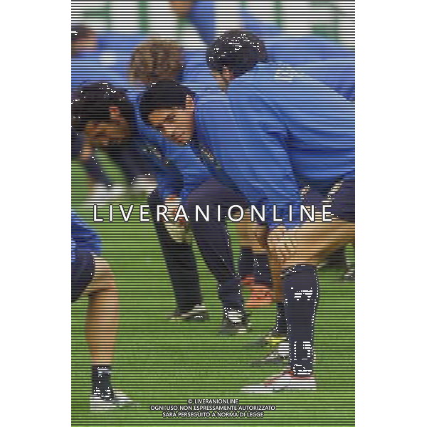 Coverciano allenamento nazionale italia 12/10/2004 nella foto mauro esposito foto gianni nucci/agenzia aldo liverani