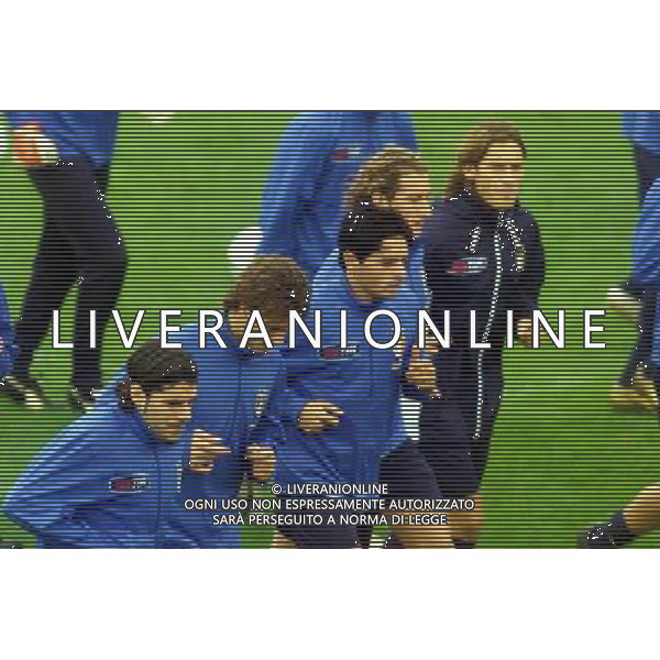 Coverciano allenamento nazionale italia 12/10/2004 nella foto mauro esposito foto gianni nucci/agenzia aldo liverani