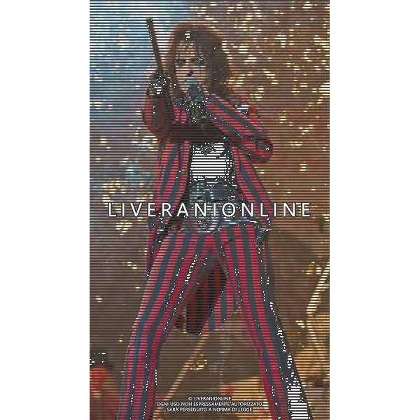  Cropredy Oxfordshire UK: Alice Cooper performing at this years Fairport Cropredy Music Festival. Date 08/08/2013 ©PHOTOSHOT/AGENZIA ALDO LIVERANI SAS - ITALY ONLY - EDITORIAL USE ONLY ©PHOTOSHOT/AGENZIA ALDO LIVERANI SAS - ITALY ONLY - EDITORIAL USE ONLY