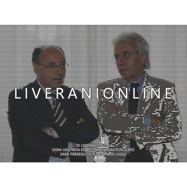 Hotel Gallia Milano 12/10/2004 Riunione dei Presidenti dei Club di serie A e B nella foto Beppe Marotta e renato Cipollini foto emilio andreoli/agenzia aldo liverani