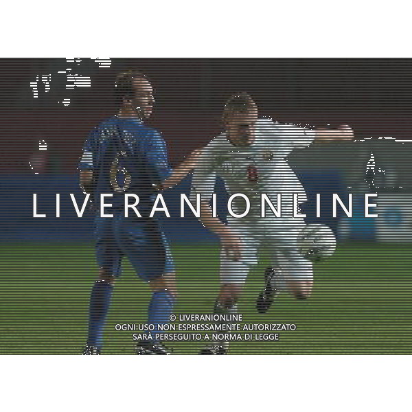 Mantova 12/10/2004 Italia-Bielorussia Under 21 Qualificazioni europei nella foto DONADEL E KORNILENKO agenzia aldo liverani