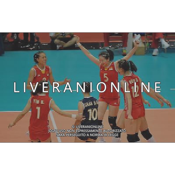 (130809) -- HONG KONG, Aug. 9, 2013 () -- Players of China celebrate during a match against Czech at FIVB Volleyball World Grand Prix HK 2013 in south China\'s Hong Kong, Aug. 9, 2013. China won 3-0. (/Lo Ping Fai)(xzj) ©photoshot/AGENZIA ALDO LIVERANI SAS - ITALY ONLY - Pallavolo FIVB World Grand Prix Volley 2013 a Hong Kong, Cina 9 agosto 2013