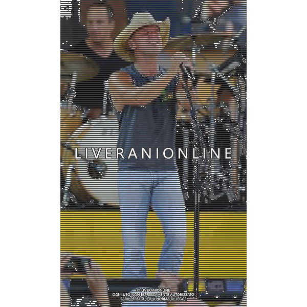 NEW YORK, NY - AUGUST 09: Musician Kenny Chesney performs on ABC\'s \'Good Morning America\' at Rumsey Playfield on August 9, 2013 in New York City. ©photoshot/AGENZIA ALDO LIVERANI SAS - ITALY ONLY - EDITORIAL USE ONLY