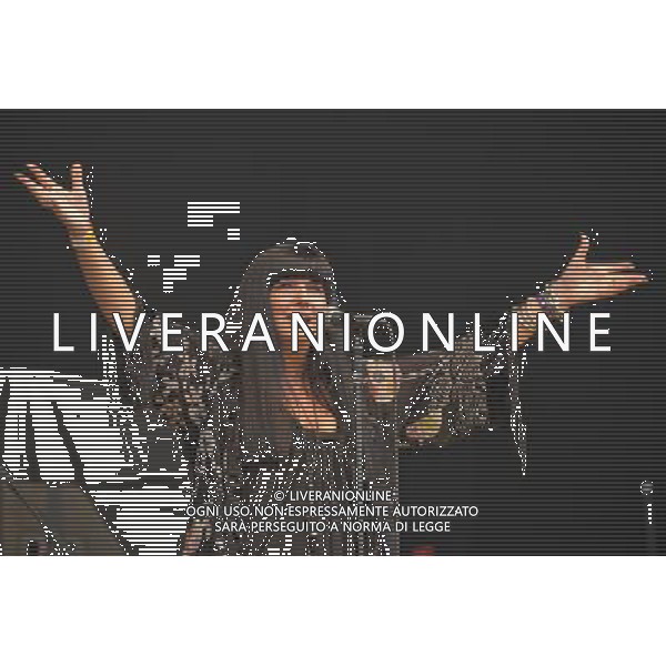 Picture By: Charlie Bryan Picture :Cropredy Oxfordshire UK: Leigh Mattey,lead singer with Romeo\'s Daughter performing at this years Fairport Cropredy Convention Music Festival. Date 08/08/2013 ©photoshot/AGENZIA ALDO LIVERANI SAS - ITALY ONLY - EDITORIAL USE ONLY