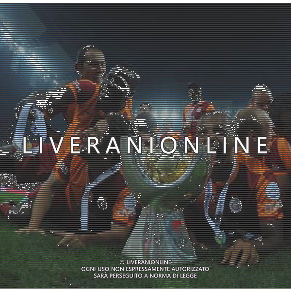 Turkish supercup match between Fenerbahce and Galatasaray at Kadir Has Stadium in Kayseri on August 11, 2013. Match Scored: Fenerbahce 0 - Galatasaray 1 Pictured: Didier Drogba and Players of Galatasaray celebrate winning the Turkey supercup. TURCJA SUPER PUCHAR LIGA TURECKA PILKA NOZNA SEZON 2013/2014 FOT.SESKIM PHOTO/NEWSPIX.PL TURKEY, GERMANY, AUSTRIA AND UK OUT !!! --- Newspix.pl AG ALDO LIVERANI SAS ONLY ITALY *** Local Caption *** www.newspix.pl mail us: info@newspix.pl call us: 0048 022 23 22 222 --- Polish Picture Agency by Ringier Axel Springer Poland