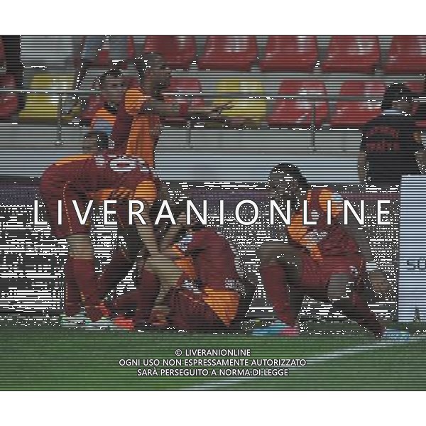 Turkish supercup match between Fenerbahce and Galatasaray at Kadir Has Stadium in Kayseri on August 11, 2013. Match Scored: Fenerbahce 0 - Galatasaray 1 Pictured: Didier Drogba and other Galatasaray\'s players celebrate after the score. TURCJA SUPER PUCHAR LIGA TURECKA PILKA NOZNA SEZON 2013/2014 FOT.SESKIM PHOTO/NEWSPIX.PL TURKEY, GERMANY, AUSTRIA AND UK OUT !!! --- Newspix.pl AG ALDO LIVERANI SAS ONLY ITALY *** Local Caption *** www.newspix.pl mail us: info@newspix.pl call us: 0048 022 23 22 222 --- Polish Picture Agency by Ringier Axel Springer Poland