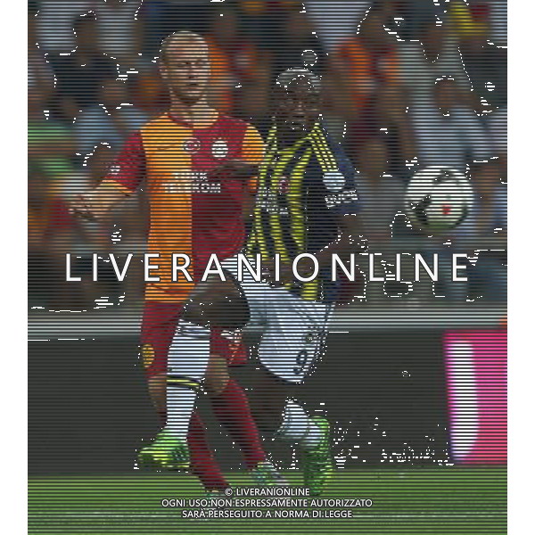 Turkish supercup match between Fenerbahce and Galatasaray at Kadir Has Stadium in Kayseri on August 11, 2013. Match Scored: Fenerbahce 0 - Galatasaray 1 Pictured: Semih Kaya of Galatasaray and Pierre Webo of Fenerbahce. TURCJA SUPER PUCHAR LIGA TURECKA PILKA NOZNA SEZON 2013/2014 FOT.SESKIM PHOTO/NEWSPIX.PL TURKEY, GERMANY, AUSTRIA AND UK OUT !!! --- Newspix.pl AG ALDO LIVERANI SAS ONLY ITALY *** Local Caption *** www.newspix.pl mail us: info@newspix.pl call us: 0048 022 23 22 222 --- Polish Picture Agency by Ringier Axel Springer Poland