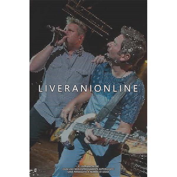 Racall Flats - L-R Gary LeVox (lead vocals), Jay DeMarcus (bass guitar, keyboard, piano, vocals) performing live in concert on their Live \' Loud Tour at the O2 Shepherdâ€™s Bush Empire, London, United Kingdom Date: 10/071023 AG ALDO LIVERANI SAS ONLY ITALY