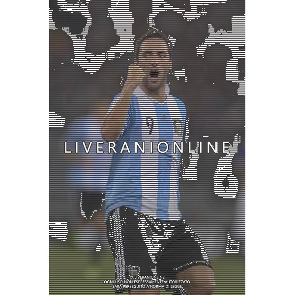 Roma - 14/08/2013 - Stadio Olimpico - Gara Amichevole - Italia vs Argentina - nella foto: higuain esulta dopo il gol /Ph. Fabrizio Corradetti - Ag. Aldo Liverani sas