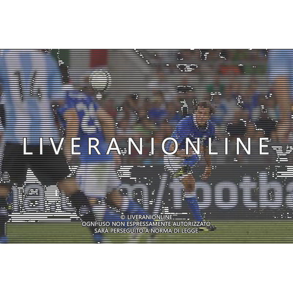 Roma - 14/08/2013 - Stadio Olimpico - Gara Amichevole - Italia vs Argentina - nella foto: Alessandro Diamanti colpisce la traversa su calcio di punizione dal limite /Ph. Fabrizio Corradetti - Ag. Aldo Liverani sas