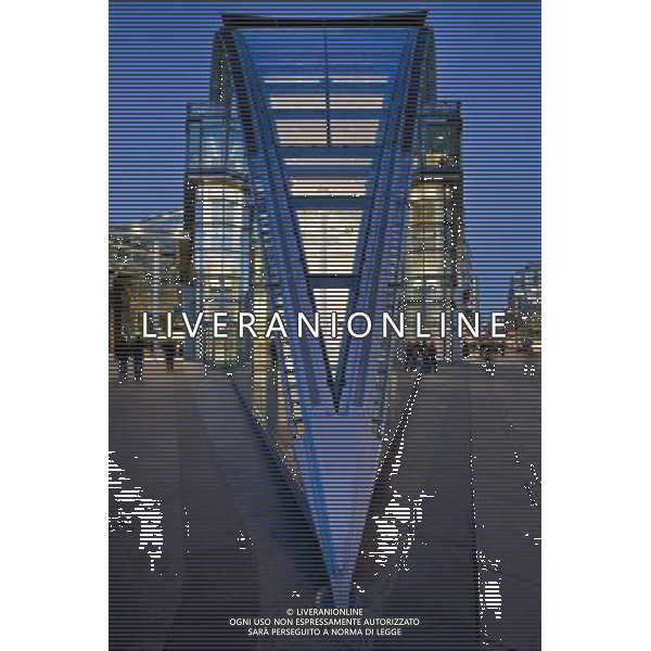 Cardinal Place, Victoria Street, London, England ©PHOTOSHOT/AGENZIA ALDO LIVERANI SAS - ITALY ONLY - EDITORIAL USE ONLY