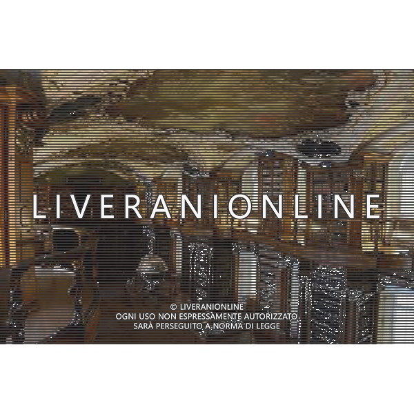 (130816) -- ST.GALLEN, Aug. 16, 2013 () -- Picture taken on Aug. 15, 2013 shows the Abbey Library. Located in eastern Switzerland\'s St. Gallen city, the Convent of St. Gall was one of the most important convents in Europe from the 8th century to its secularization in 1805. The Convent of St Gall, with its splendid baroque cathedral and the Abbey Library, constitutes a unique historic ensemble and was named a UNESCO World Heritage Site in 1983. Its library is one of the richest and oldest in the world and contains 170,000 works and some 2,100 original medieval handwritten manuscripts, including the earliest-known architectural plan drawn on parchment. The hall of the library and the cathedral, main features of this remarkable architectural complex, was built in Baroque style between 1758-1767, reflecting 12 centuries of continuous activity. In 612, the Irish monk Gallus erected his hermitage on this site. It was around 719 that the Aleman Otmar extended the original hermit\'s cell into an abbey, which flourished rapidly. By the 9th century, thanks to its schools and library, the Abbey of St. Gall subsequently became one of the leading cultural centers of the Western world. And then the Benedictine monastery enjoyed a second period of glory in the 17th and 18th centuries. (/Wang Siwei) ©photoshot/AGENZIA ALDO LIVERANI SAS - ITALY ONLY - Conventi, Chiese e Cattedrali nella citta\' di San Gallo in Svizzera, i piu\' importanti d\'Europa dall\'8¡ secolo per la sua secolarizzazione nel 1805 patrimonio mondiale dell\'UNESCO dal 1983