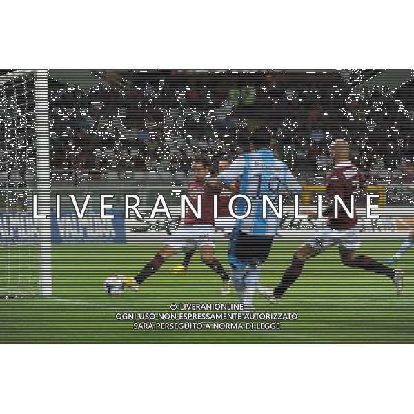 Torino 17-08-2013 TIM Cup - Coppa Italia terzo turno eliminatorio Torino - Pescara nella foto Moretti fa autorete deviando in porta il pallone calciato da Maniero dopo un\'azione personale foto Roberto Garavaglia - ag. Aldo Liverani sas