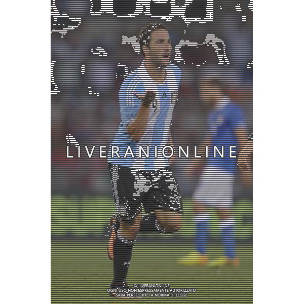 Roma - 14/08/2013 - Stadio Olimpico - Gara Amichevole - Italia vs Argentina - nella foto: Gonzalo Higuain esulta dopo il gol /Ph. Fabrizio Corradetti - Ag. Aldo Liverani sas