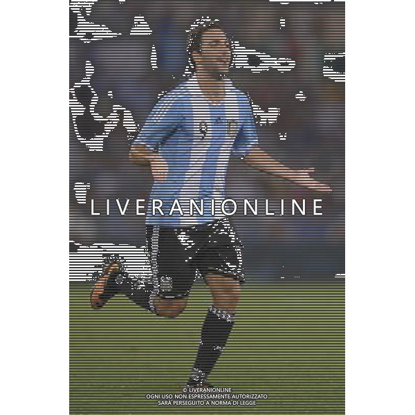 Roma - 14/08/2013 - Stadio Olimpico - Gara Amichevole - Italia vs Argentina - nella foto: Gonzalo Higuain esulta dopo il gol /Ph. Fabrizio Corradetti - Ag. Aldo Liverani sas