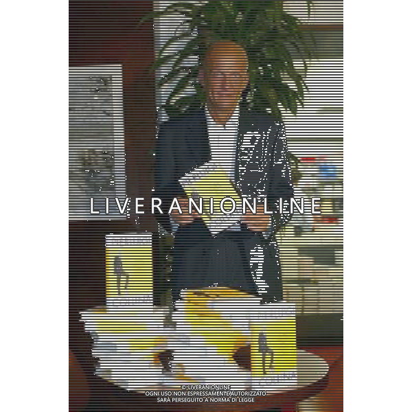 ROMA, 13/06/2003 PRESENTAZIONE LIBRO COLLINA FOTO LIVERANI