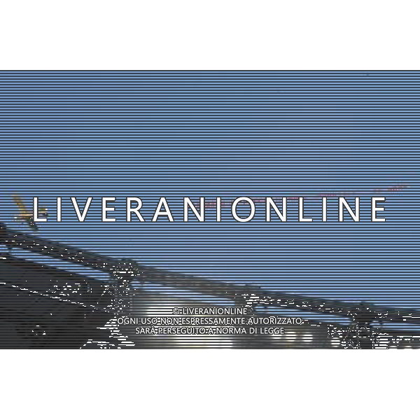 Roma - 18/08/2013 - Stadio Olimpico - Supercoppa TIM 2013-2014 - Juventus vs SS Lazio - nella foto: Un aereo sorvola lo stadio Olimpico con la scritta V\'arzamo in faccia il nome immortaleâ€¦ AS Roma /Ph. Fabrizio Corradetti - Ag. Aldo Liverani sas