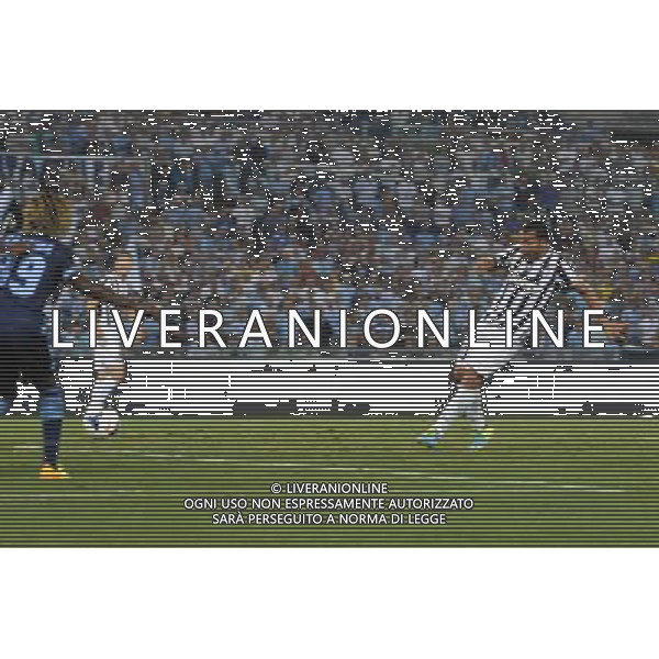 Roma - 18/08/2013 - Stadio Olimpico - Supercoppa TIM 2013-2014 - Juventus vs SS Lazio - nella foto: il gol di carlos tevez /Ph. Fabrizio Corradetti - Ag. Aldo Liverani sas