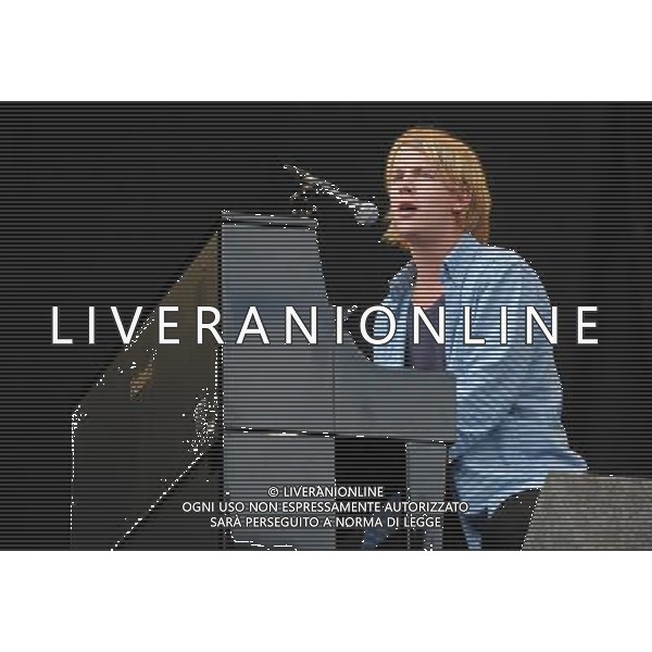  Tom Odell performing live at V Festival, Hylands Park, Chelmsford, on Sunday August 18, 2013. ©photoshot/AGENZIA ALDO LIVERANI SAS - ITALY ONLY - EDITORIAL USE ONLY
