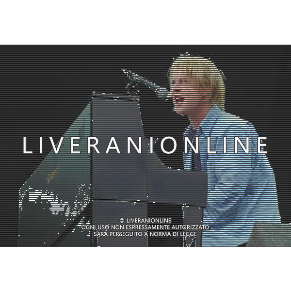  Tom Odell performing live at V Festival, Hylands Park, Chelmsford, on Sunday August 18, 2013. ©photoshot/AGENZIA ALDO LIVERANI SAS - ITALY ONLY - EDITORIAL USE ONLY