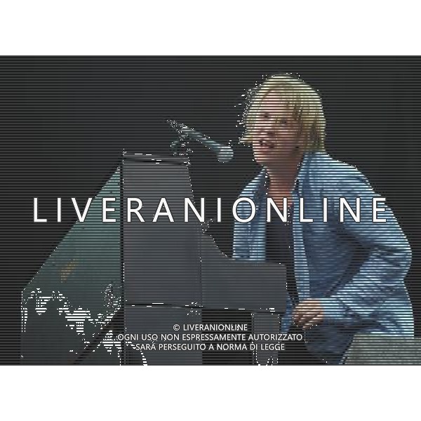  Tom Odell performing live at V Festival, Hylands Park, Chelmsford, on Sunday August 18, 2013. ©photoshot/AGENZIA ALDO LIVERANI SAS - ITALY ONLY - EDITORIAL USE ONLY