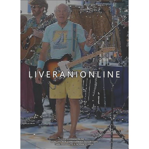 New York, NY- August 15: Jimmy Buffett at the Today Show In New York City on August 15,2013. Credit: Stevens/RTN/MediaPunch Inc. FOT. MEDIAPUNCH/NEWSPIX.PL POLAND, US, FRANCE AND GERMANY OUT !!! --- Newspix.pl *** Local Caption *** www.newspix.pl mail us: info@newspix.pl call us: 0048 022 23 22 222 --- Polish Picture Agency by Ringier Axel Springer Poland