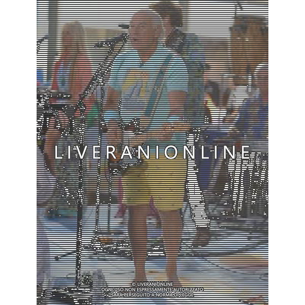 New York, NY- August 15: Jimmy Buffett at the Today Show In New York City on August 15,2013. Credit: Stevens/RTN/MediaPunch Inc. FOT. MEDIAPUNCH/NEWSPIX.PL POLAND, US, FRANCE AND GERMANY OUT !!! --- Newspix.pl *** Local Caption *** www.newspix.pl mail us: info@newspix.pl call us: 0048 022 23 22 222 --- Polish Picture Agency by Ringier Axel Springer Poland