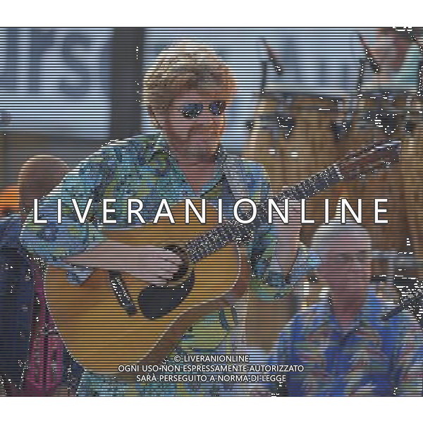 New York, NY- August 15: Mac McAnally at the Today Show In New York City on August 15,2013. Credit: Stevens/RTN/MediaPunch Inc. FOT. MEDIAPUNCH/NEWSPIX.PL POLAND, US, FRANCE AND GERMANY OUT !!! --- Newspix.pl *** Local Caption *** www.newspix.pl mail us: info@newspix.pl call us: 0048 022 23 22 222 --- Polish Picture Agency by Ringier Axel Springer Poland