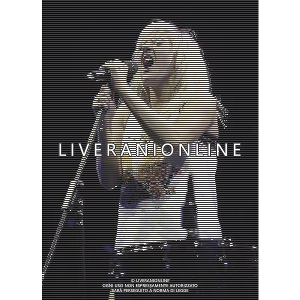  Ellie Goulding performing live at V Festival, Hylands Park, Chelmsford, on Sunday August 18, 2013. ©photoshot/AGENZIA ALDO LIVERANI SAS - ITALY ONLY - EDITORIAL USE ONLY