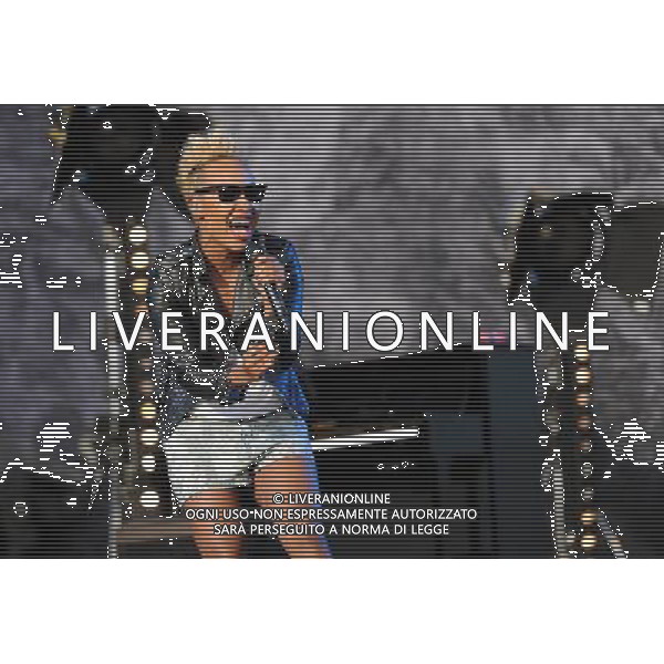  Emeli Sande performing live at V Festival, Hylands Park, Chelmsford, on Sunday August 18, 2013. ©photoshot/AGENZIA ALDO LIVERANI SAS - ITALY ONLY - EDITORIAL USE ONLY