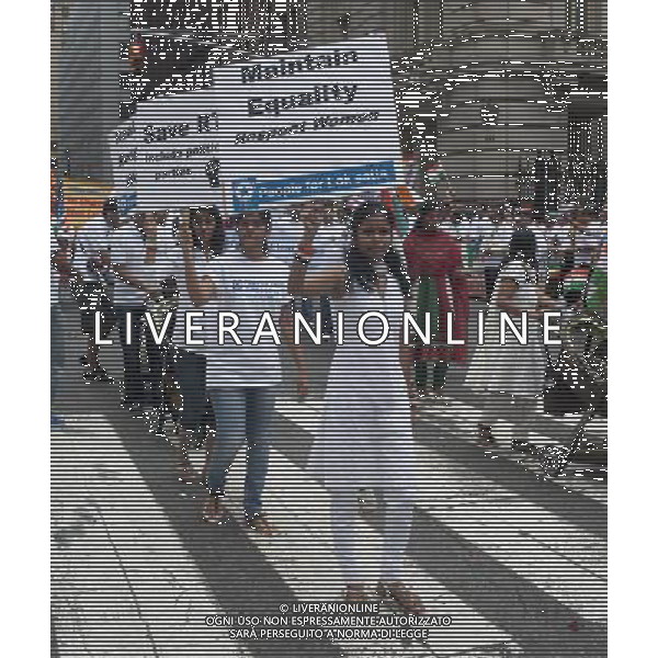 Supporters of the Lok Satta Indian political party march in the Indian Independence Day Parade on Madison Ave. on Sunday, August 18, 2013. Now in it\'s 33rd year, the parade celebrates the 66th anniversary of India\'s partition from British rule on August 15, 1947. (å Richard B. Levine) ©photoshot/AGENZIA ALDO LIVERANI SAS - ITALY ONLY - La parata dell\'orgoglio indiano-americano sulla Madison Avenue