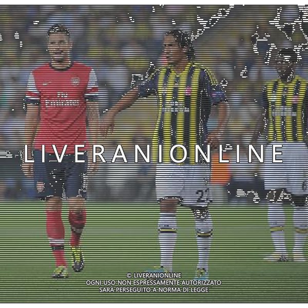 UEFA Chanpions League playoff first leg match between Fenerbahce and Arsenal at Sukru Saracoglu Stadiym in Istanbul, Turkey on august 21, 2013. Pictured: Olivier Giroud of Arsenal and Bruno Alves of Fenerbahce. LIGA MISTRZOW SEZON 2013/2014 PILKA NOZNA FENERBAHCE ISTAMBUL vs ARSENAL LONDYN FOT.SESKIMPHOTO/NEWSPIX.PL POLAND, TURKEY, GERMANY, AUSTRIA AND UK OUT !!! --- Newspix.pl AG ALDO LIVERANI SAS ONLY ITALY *** Local Caption *** www.newspix.pl mail us: info@newspix.pl call us: 0048 022 23 22 222 --- Polish Picture Agency by Ringier Axel Springer Poland